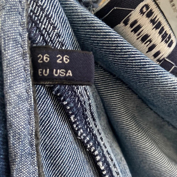 Armani skinny leg denim mid rise jeans Sz 26” - Picture 10 of 13